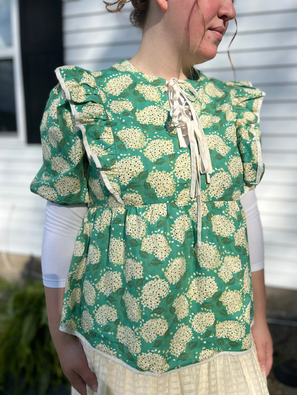 Green Floral Puff Sleeve Blouse