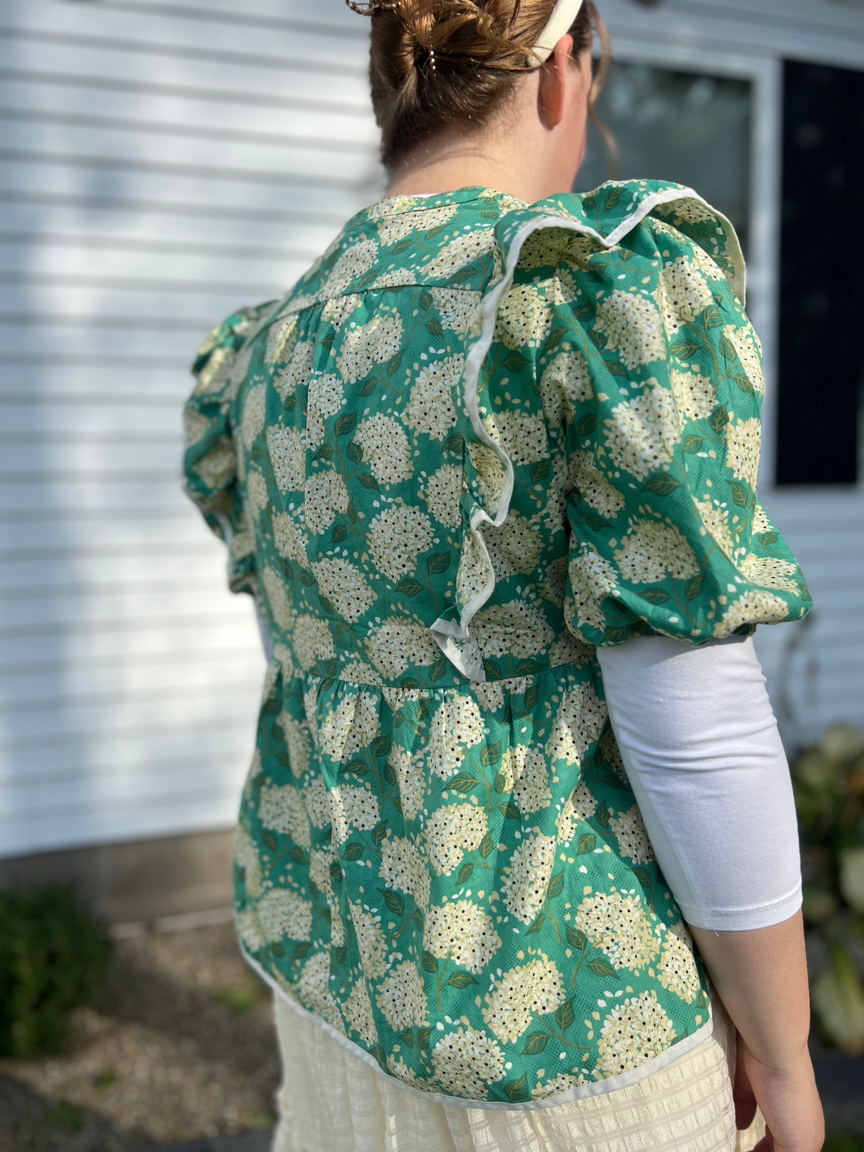 Green Floral Puff Sleeve Blouse